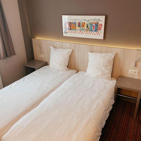 Hotel Les100Ciels Saint-Hubert Εξωτερικό φωτογραφία